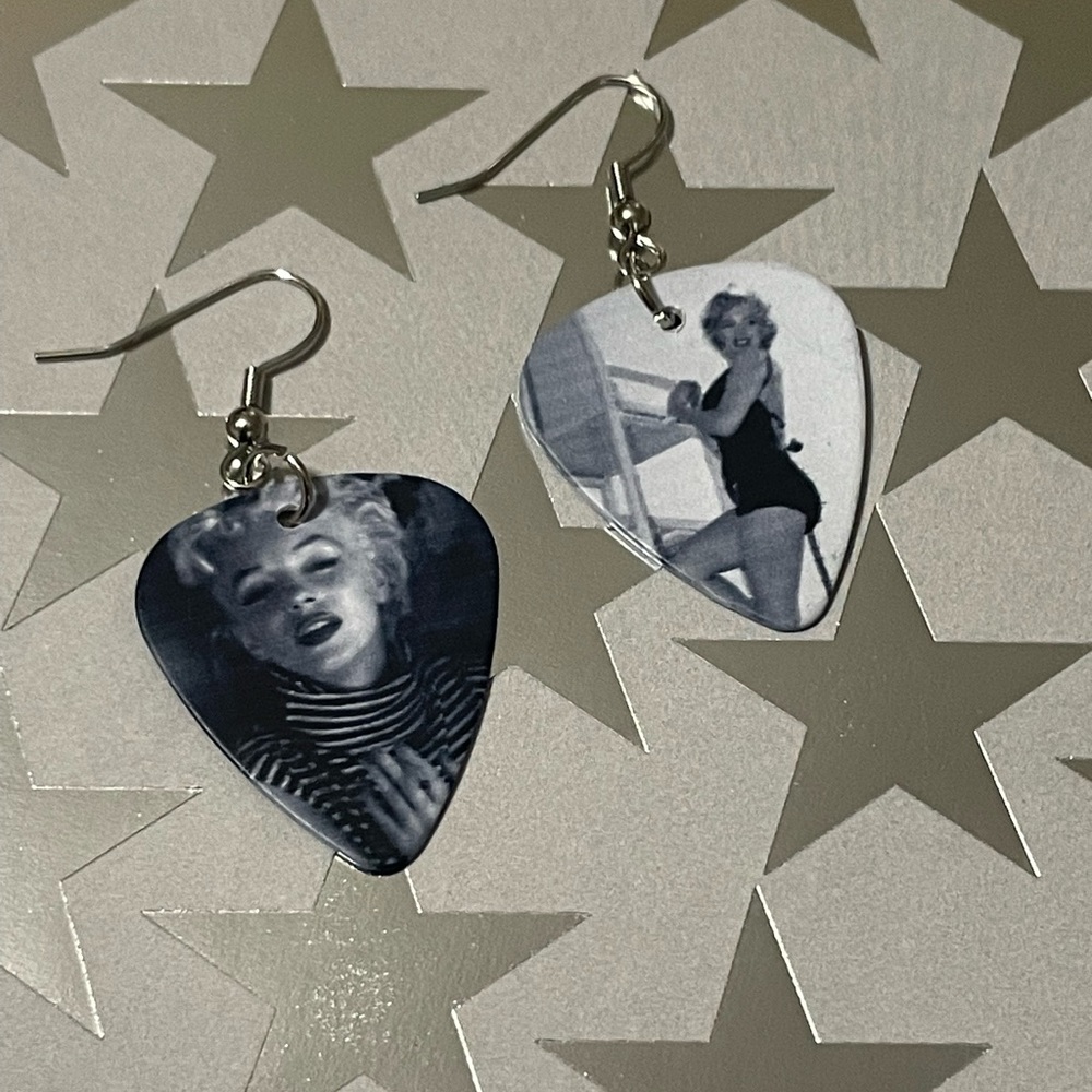Marilyn Monroe Guitar pick earring’s